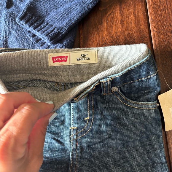 Adorable baby boy set! Jeans, polo onesie and sweater - Picture 4 of 9